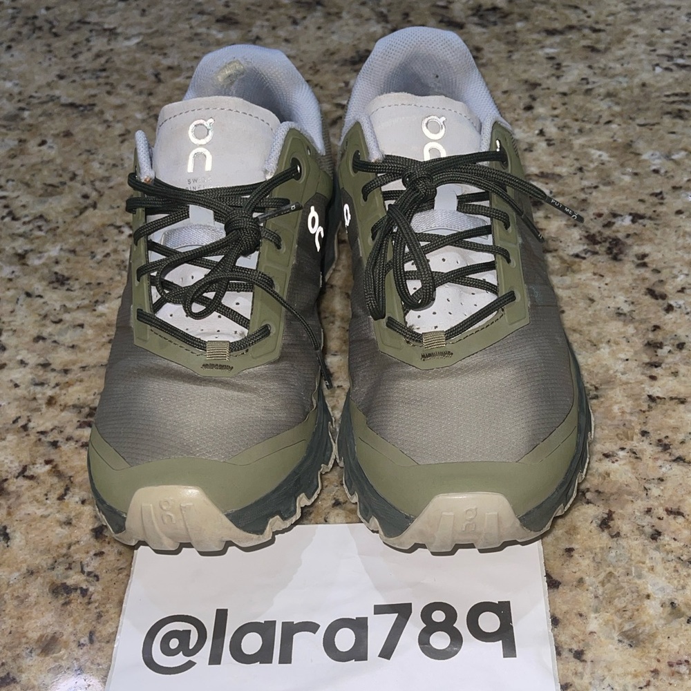 On Running Cloudventure Green Trail Running Shoes